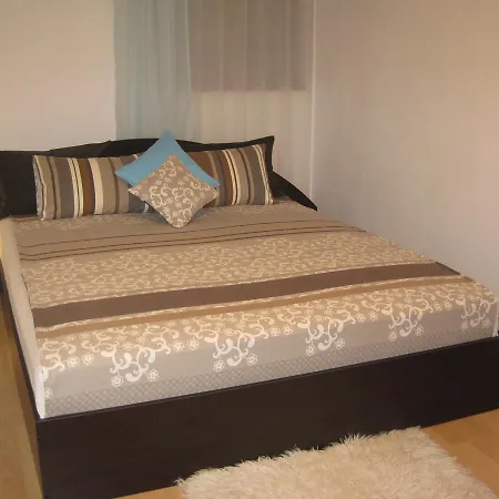 Nadejda Apartament *